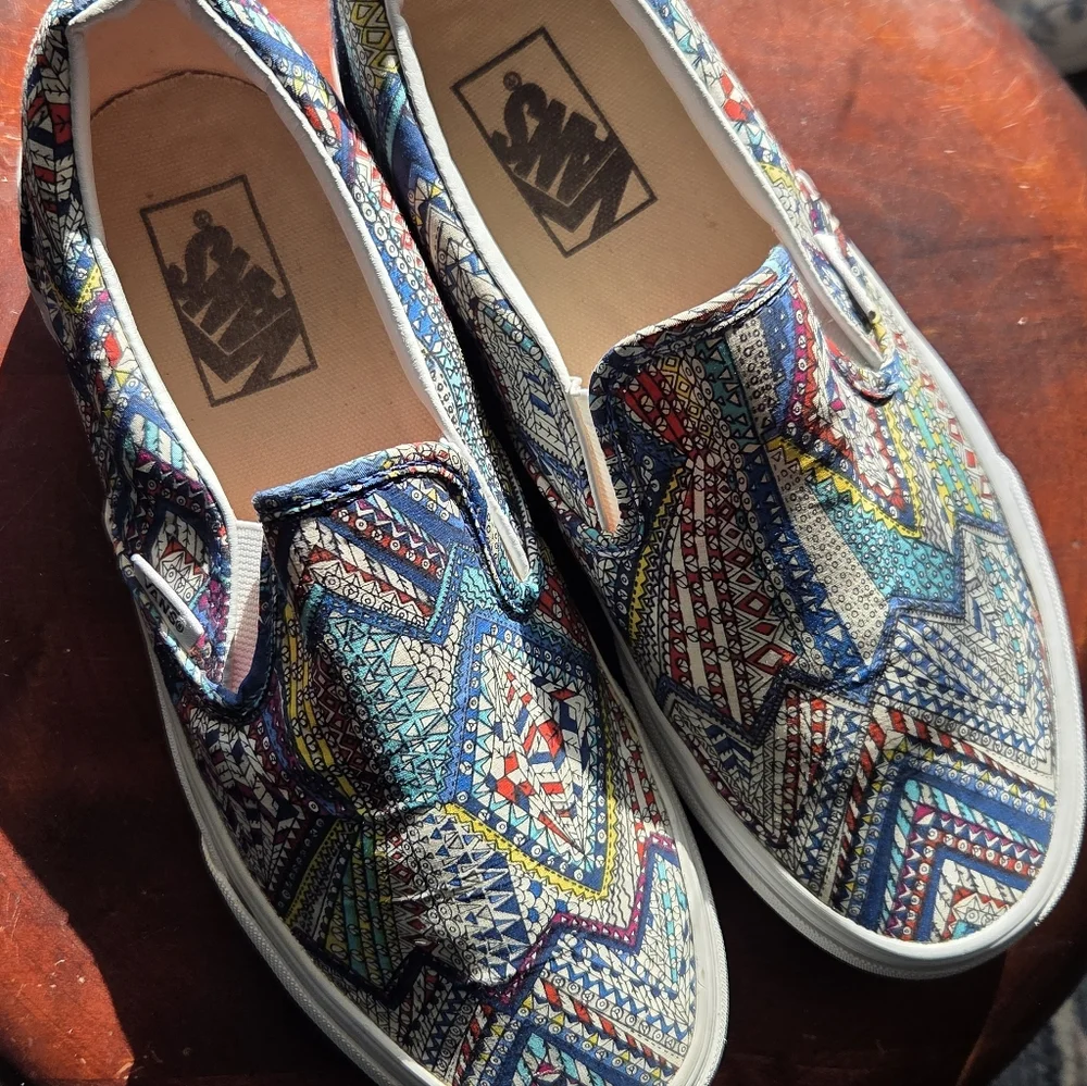 Vans Geometric Pattern Slip-ons - Picture 5 of 7